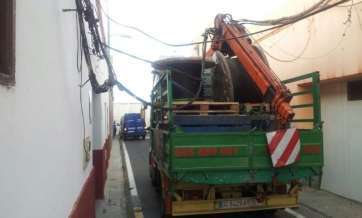 El camión que provocó el accidente (Foto TA)