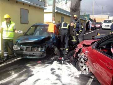 Estado en que quedaron los vehículos (Foto TA)