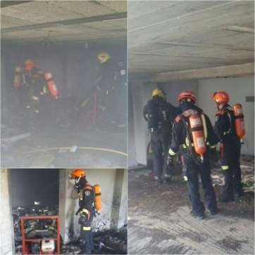 Efectivos de bomberos y Protección Civil, en la zona (Foto TA)