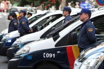 Efectivos de la Policía Nacional (Foto TA)