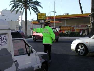Imagen de archivo de un agente de la Policía Local (Foto TA)