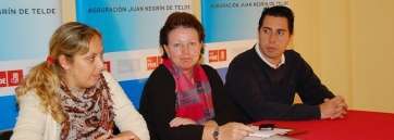 Pilar Grande (c), en un acto del PSOE de Telde, en una imagen de archivo (Foto TA)