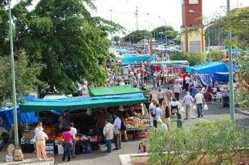 Imagen de archivo del Mercadillo de Jinámar (Foto TA)