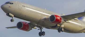 Imagen del avión boeing 737 de SAS que sufrió la avería esta tarde al despegar de Gando (Foto TA)