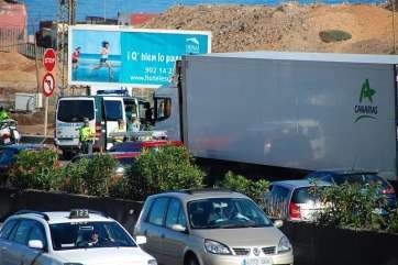 Imagen de archivo de un accidente en la GC-1 (Foto TA)