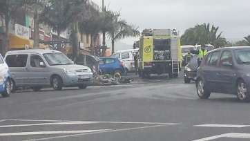 Imagen de las llamas que salían de los contenedores (Foto TA)