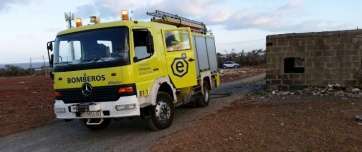 Los bomberos en el lugar del siniestro (Foto TA)