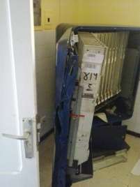 Imágenes del robo en el local social de la Asociación de Vecinos Harimaguada (Foto TA)