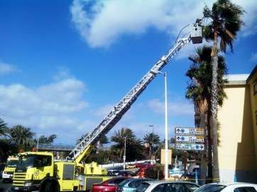 Intervención de los bomberos (Foto TA)