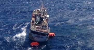 El pesquero chino Feng Shun, el último barco encallado en la Baja de Gando (Foto Naucher Global)