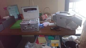 Imagen de los destrozos que causaron los ladrones en la sede de la AV El Roque Azucarero (Foto TA)