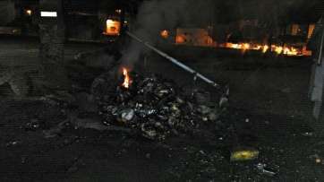 Contenedor quemado en el pueblo de Jinámar (Foto TA)