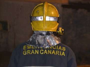 Imagen de archivo de un bombero del Consorcio de Emergencias de Gran Canaria (Foto TA)
