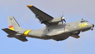 Imagen de archivo de uno de los aviones CN-235 del 802 Escuadrón de Gando (Foto TA)