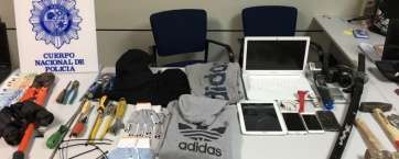 Efectos robados por la banda (Foto TA)