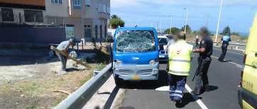 Imagen del cuatriciclo que atropelló al hombre esta tarde en la GC-100 (Foto TA)