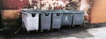 Contenedores repuestos en la calle de Barcelona (Foto TA)
