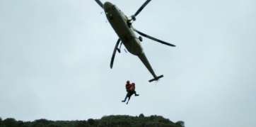 Imagen de archivo de una evacuación aérea en Cernícalos (Foto TA)