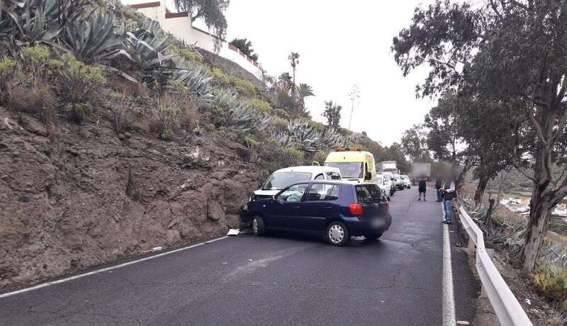 Imagen del accidente de tráfico esta tarde en la GC-41 (Foto TA)