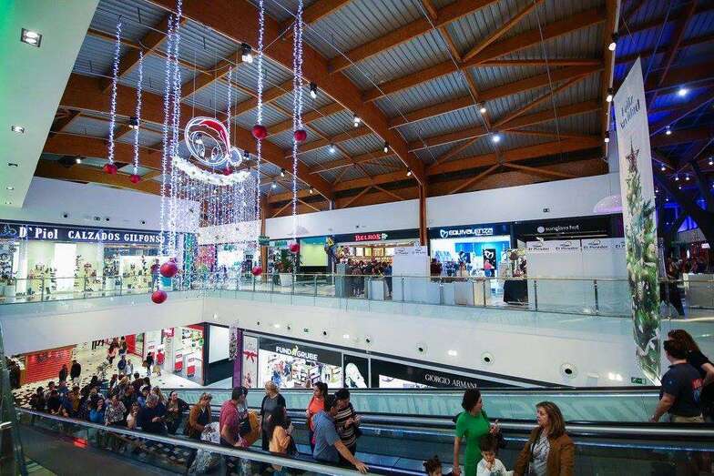 El robo ocurrió en el CC El Mirador (Foto TA)