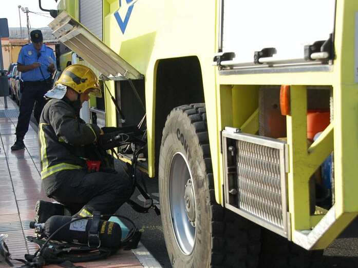 Imagen de archivo de una actuación de bomberos (Foto TA)