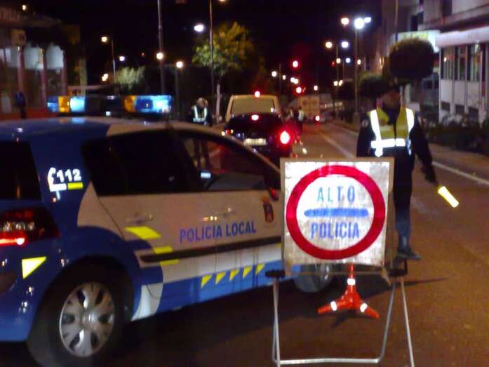 Imagen de archivo de un operativo nocturno de la Policía Local de Telde (Foto TA)