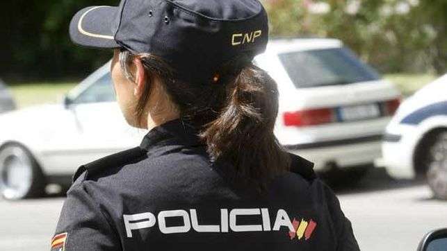 Agente policial (Foto TA)