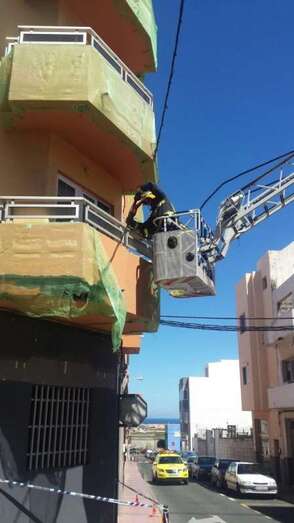 Imagen de archivo de una actuación de los bomberos (Foto TA)