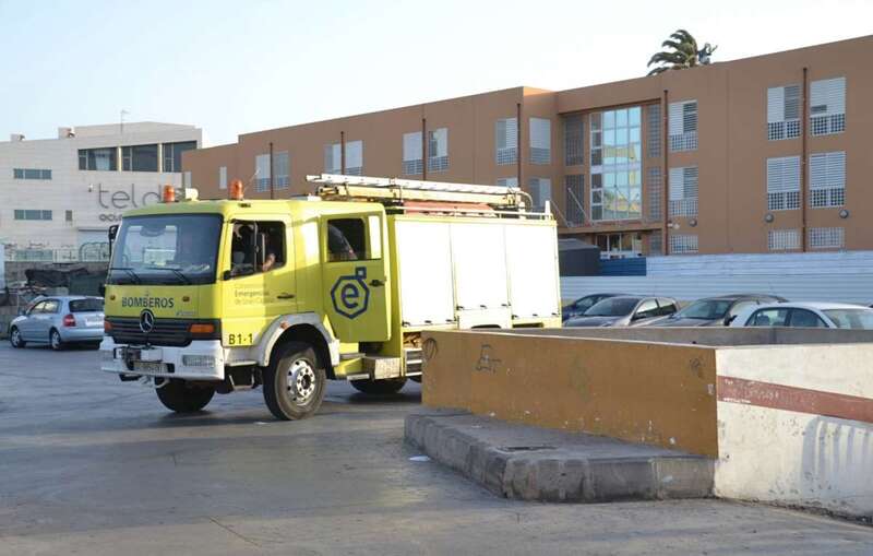Imagen de archivo de uno de los camiones de primera intervención del parque de bomberos de Telde (Foto TA)