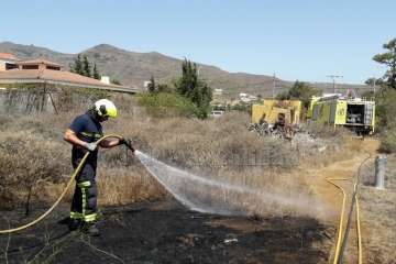 Incendio de pastos en Valsequillo (Foto TA)