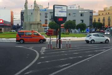 El fuego en la cumbre de Telde visto desde diferentes puntos (Foto TA)