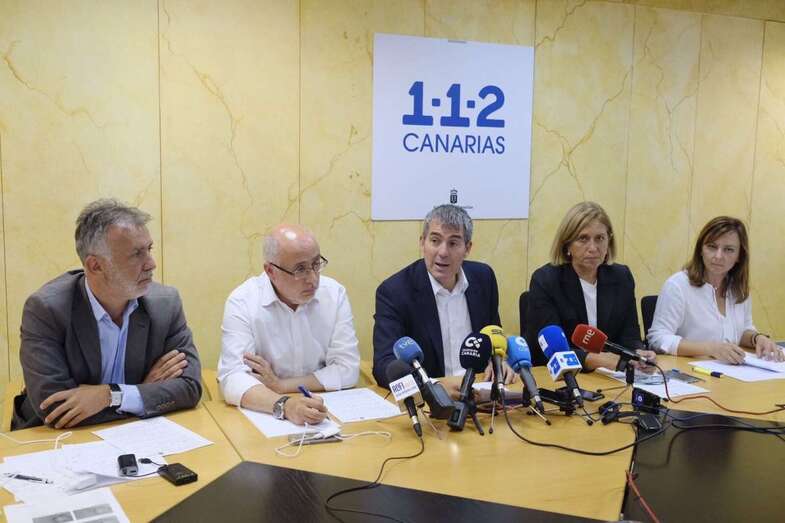 Rueda de prensa ofrecida por el presidente del Gobierno de Canarias y otras autoridades (Foto TA)