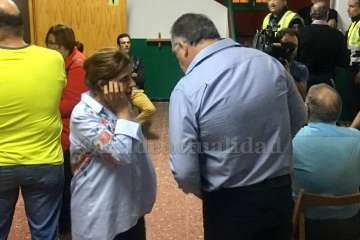 Vecinos de Cazadores en el local social de La Breña (Foto TA)