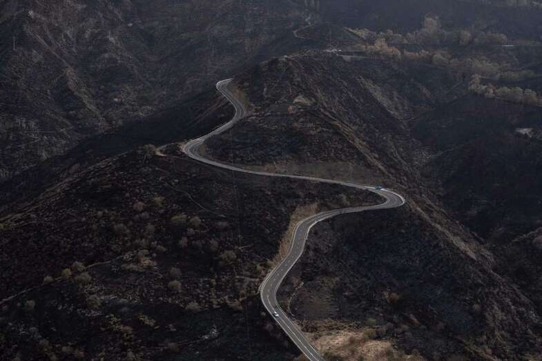 Vista aérea de una de las zonas castigadas por fuego (Foto TA)