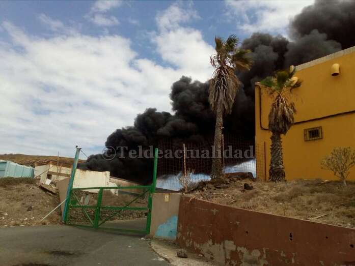 Imagen del incendio del pasado sábado (Foto TA)