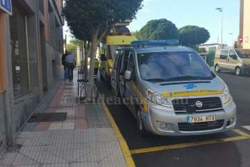 Una mujer de mediana edad, atropellada en un paseo de peatones de San Juan-Telde (Foto TA)