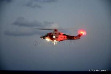 Labores de búsqueda e izado del cuerpo del joven (Foto TA y Antonio Alí)