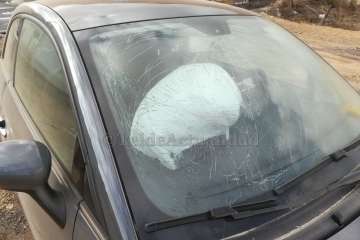 Un utilitario impacta contra un muro en Callejón del Castillo (Foto TA)