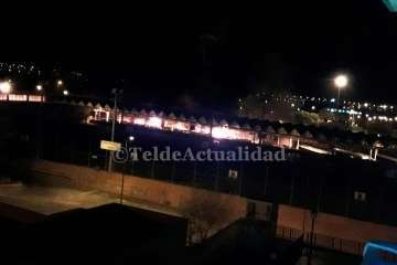 Arden ocho ambulancias del SUC que estaban estacionadas cerca de Narea (Foto TA)