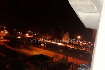 Arden ocho ambulancias del SUC que estaban estacionadas cerca de Narea (Foto TA)