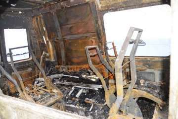 Arden ocho ambulancias del SUC que estaban estacionadas cerca de Narea (Foto TA)