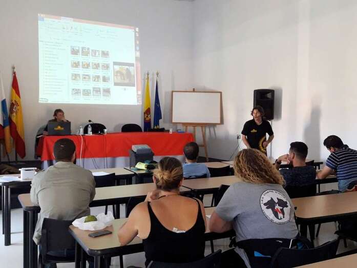 El curso se desarrolla en las dependencias de la Policía Local de Telde en La Garita (Foto TA)