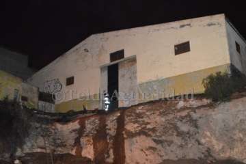 Incendio de una nave industrial en Lomo La Francia (Foto TA)