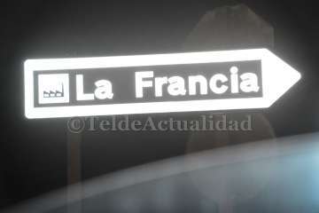 Incendio de una nave industrial en Lomo La Francia (Foto TA)