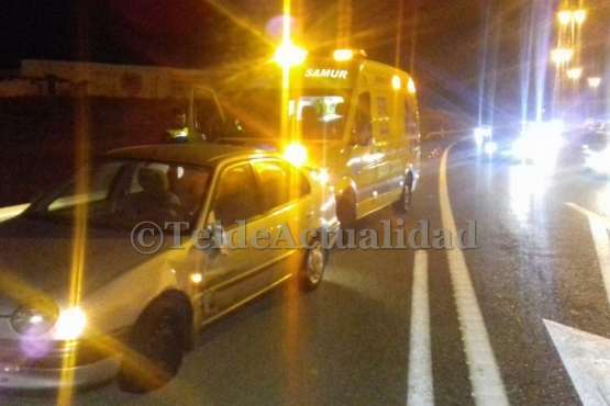 Un vehículo impacta contra otro en la GC-1 y se da a la fuga, dejando dos heridos leves (Foto TA)