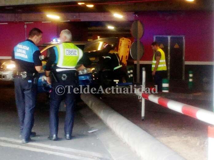 El accidente ocurrió en una de las salidas del parquin bajo techo del CC Las Terrazas (Foto TA)