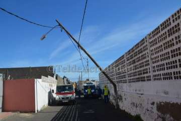 Aparatoso accidente de tráfico en Las Remudas (Foto TA)
