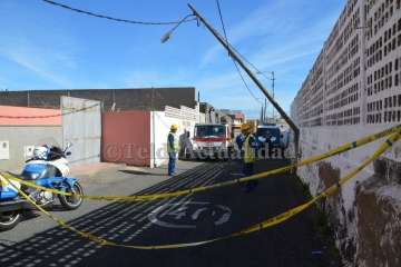 Aparatoso accidente de tráfico en Las Remudas (Foto TA)