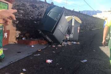 Aparatoso accidente de tráfico en Las Remudas (Foto TA)