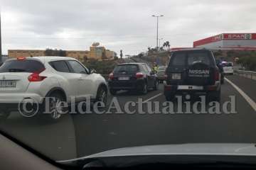 Un motorista sufre un accidente en la GC- a pocos metros del Puente de Silva (Foto TA)